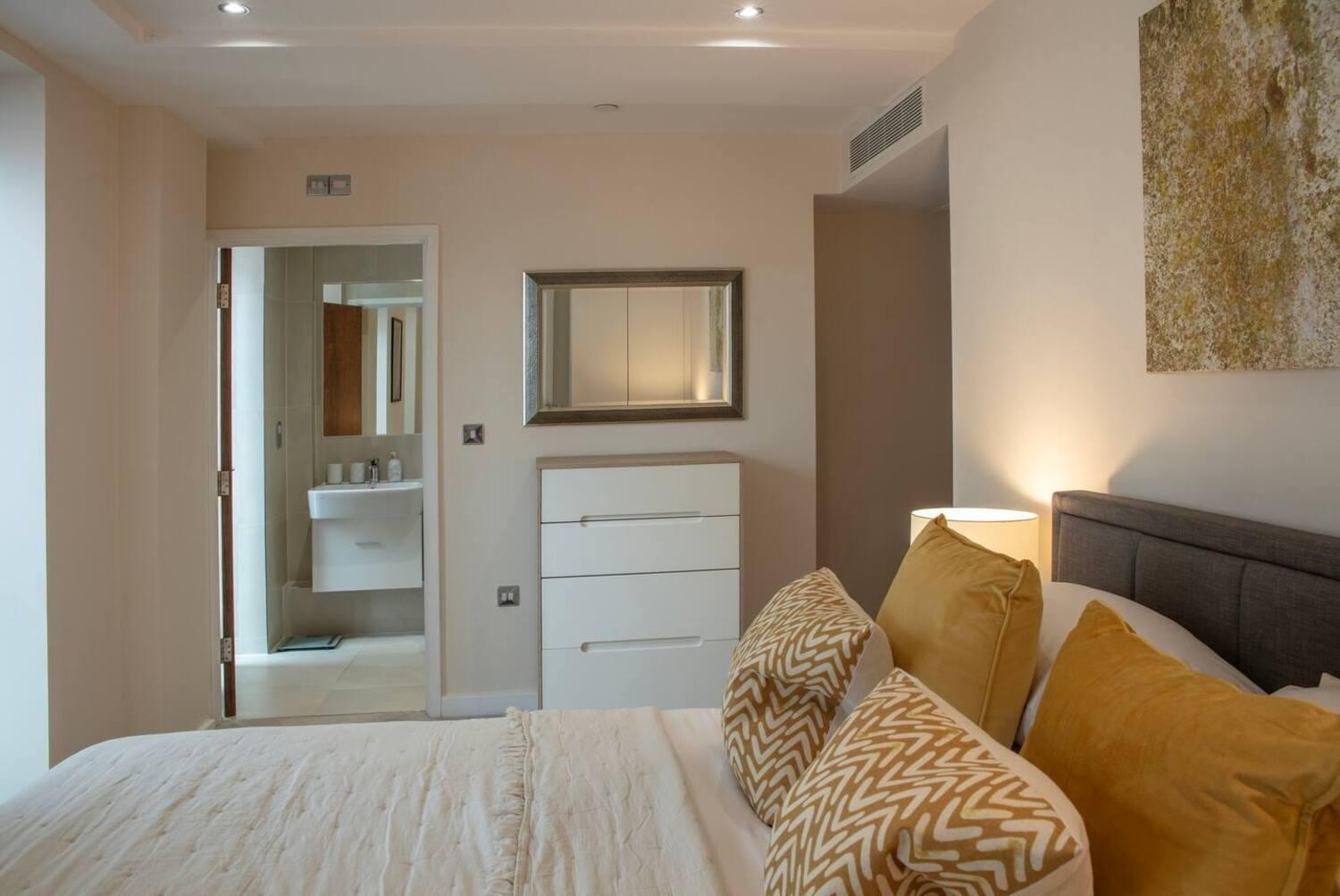 Westminster 2 Bed 2 Bath Appartamento